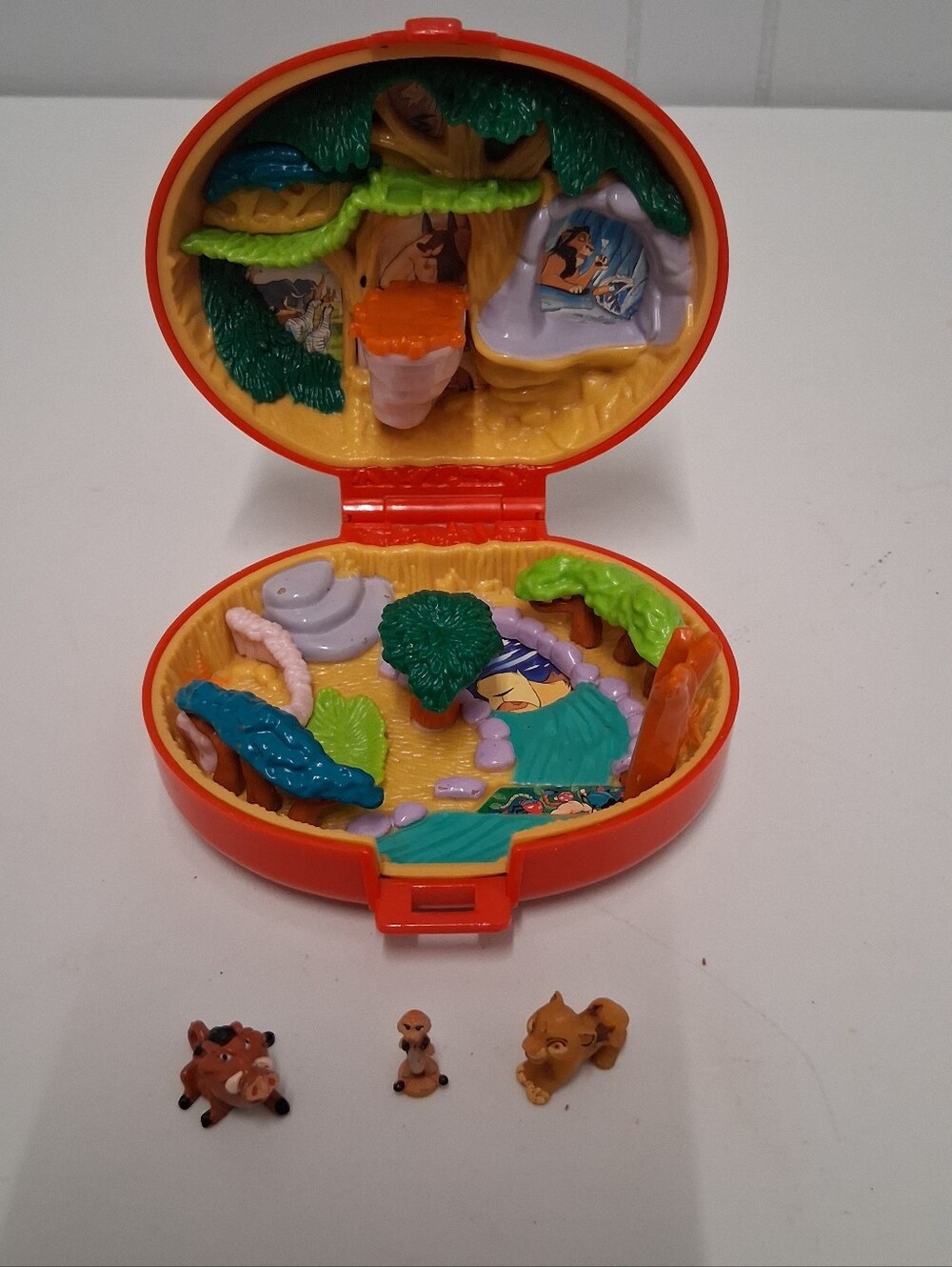 Vintage Polly Pocket Disney Lion King Compact Toy 1996 - Picture 5 of 10